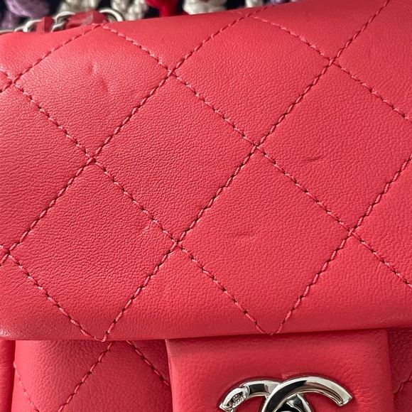 Chanel Crochet Shopping Tote with Mini Flap - Picture 4 of 16